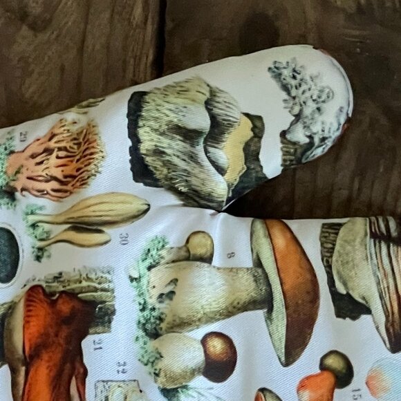 Classic Botanical Mushroom Oven Mitt and Pot Holder-NEW - Picture 11 of 14